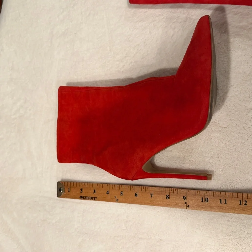 Elegant Red Suede leather Ankle Boots - Picture 6 of 9
